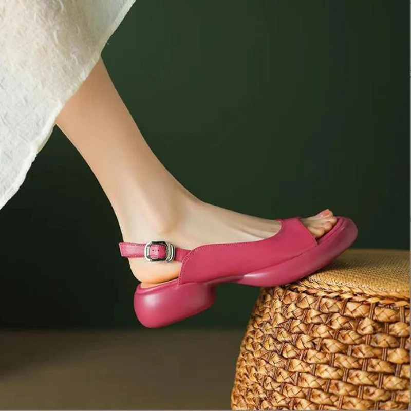 women's steve madden sandals